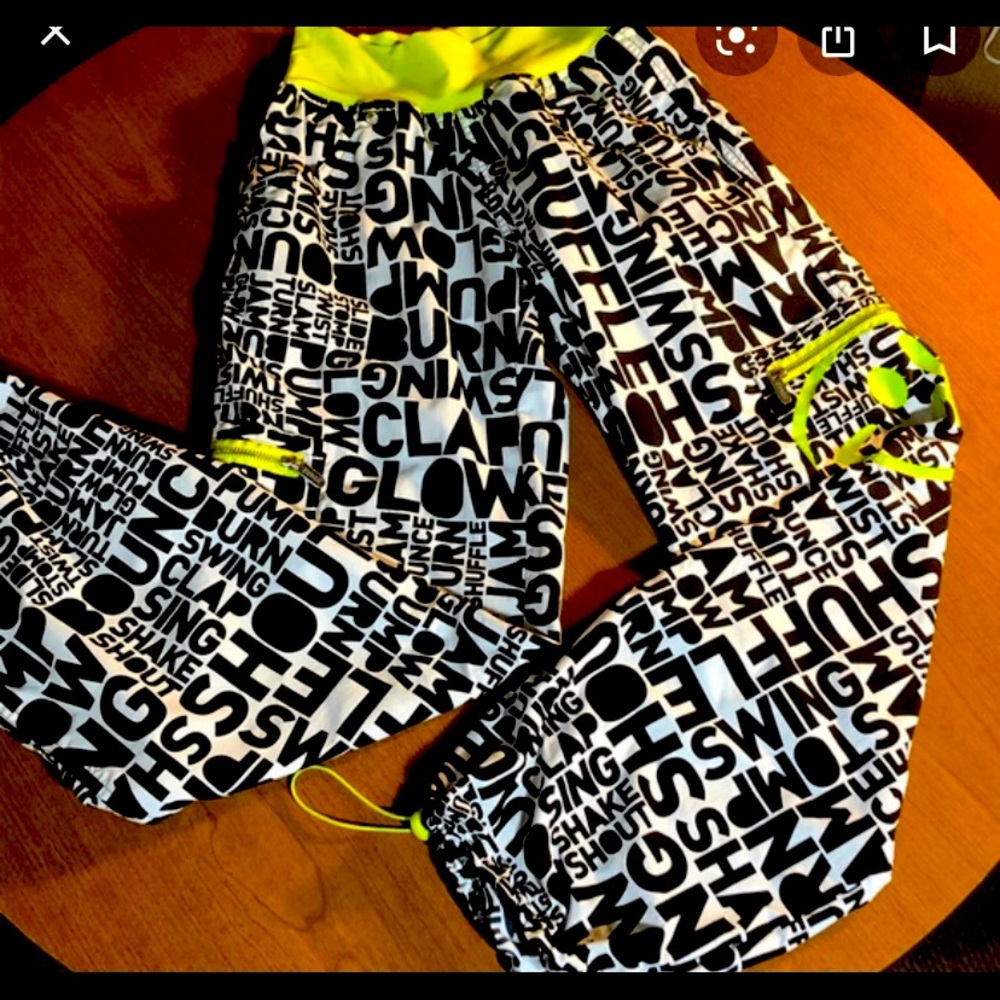 Zumba Cargo Pants XXL Black and White